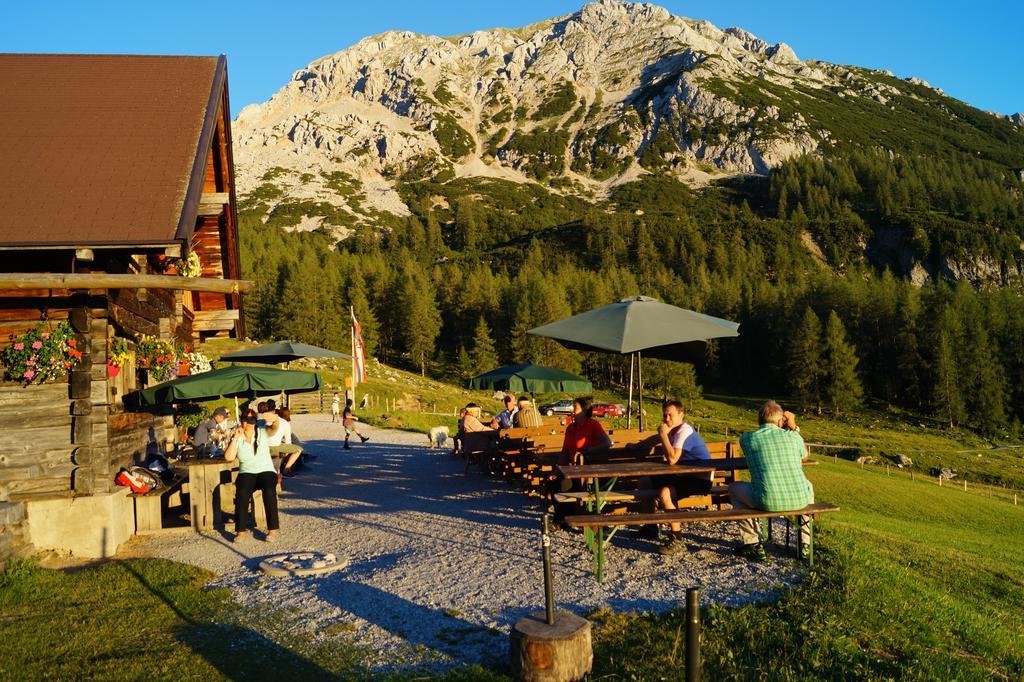 Hotel Bischofsmuetze Filzmoos Bagian luar foto