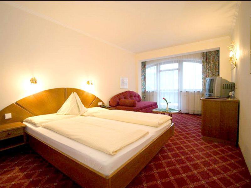 Hotel Bischofsmuetze Filzmoos Bagian luar foto