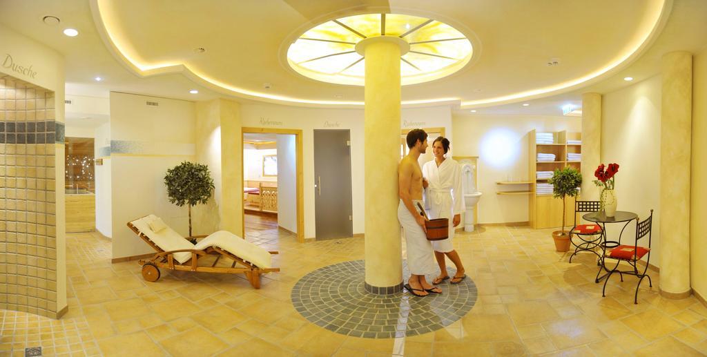 Hotel Bischofsmuetze Filzmoos Bagian luar foto